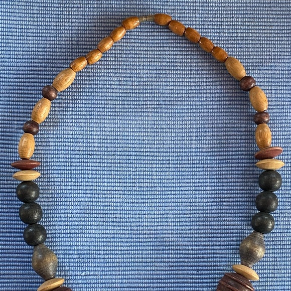 Necklace - Wooden Single Strand Beads - Picture 8 of 8